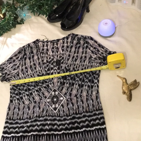 Elementz Crinkle Aztec Black/Silver/Gold Top - Picture 6 of 8